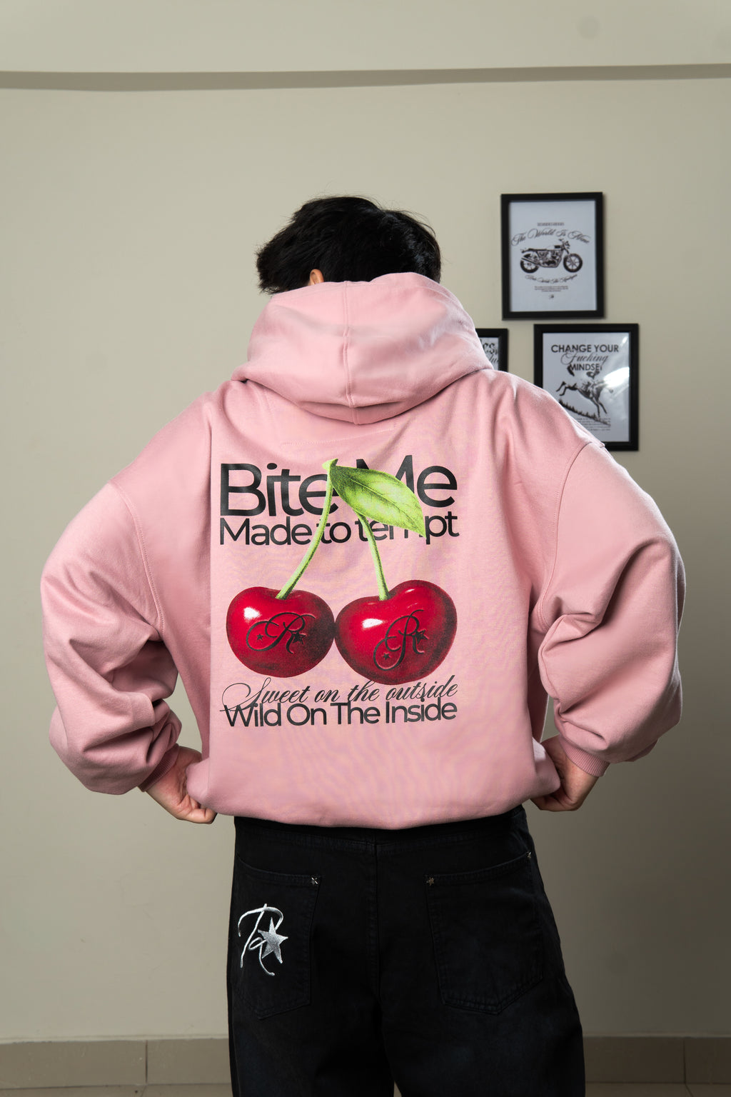 Hoodie Boxy - Bite Me